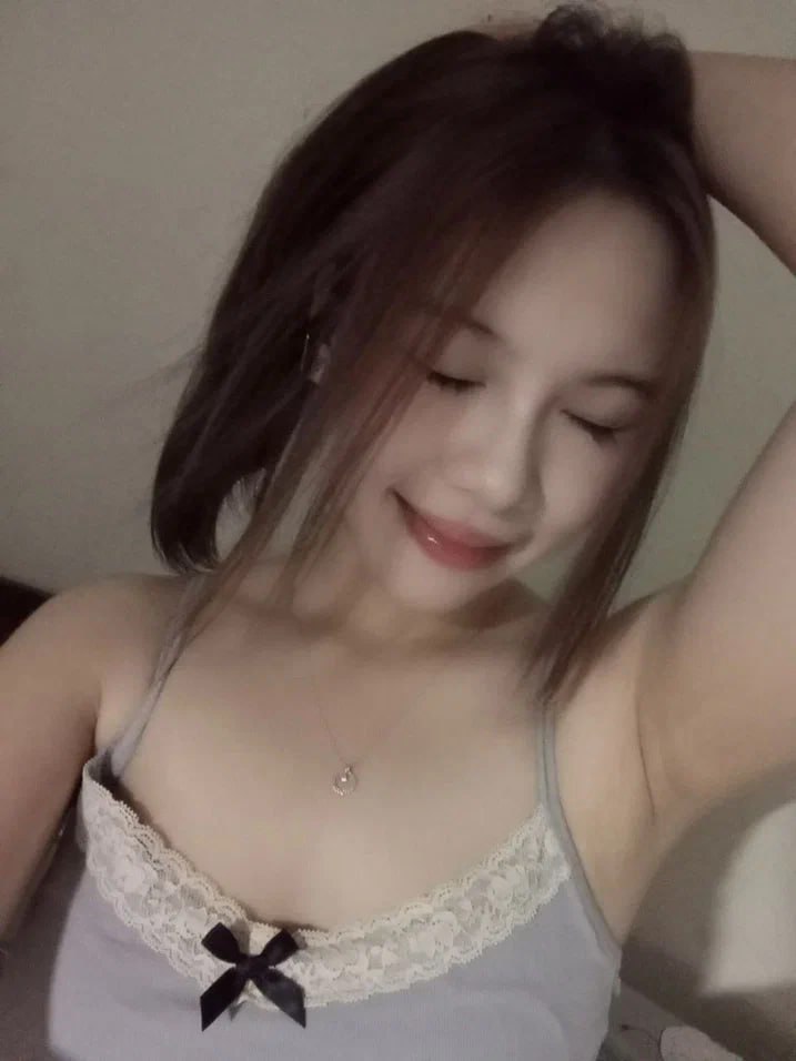 Đụ cô chị họ xinh đẹp khi về quê